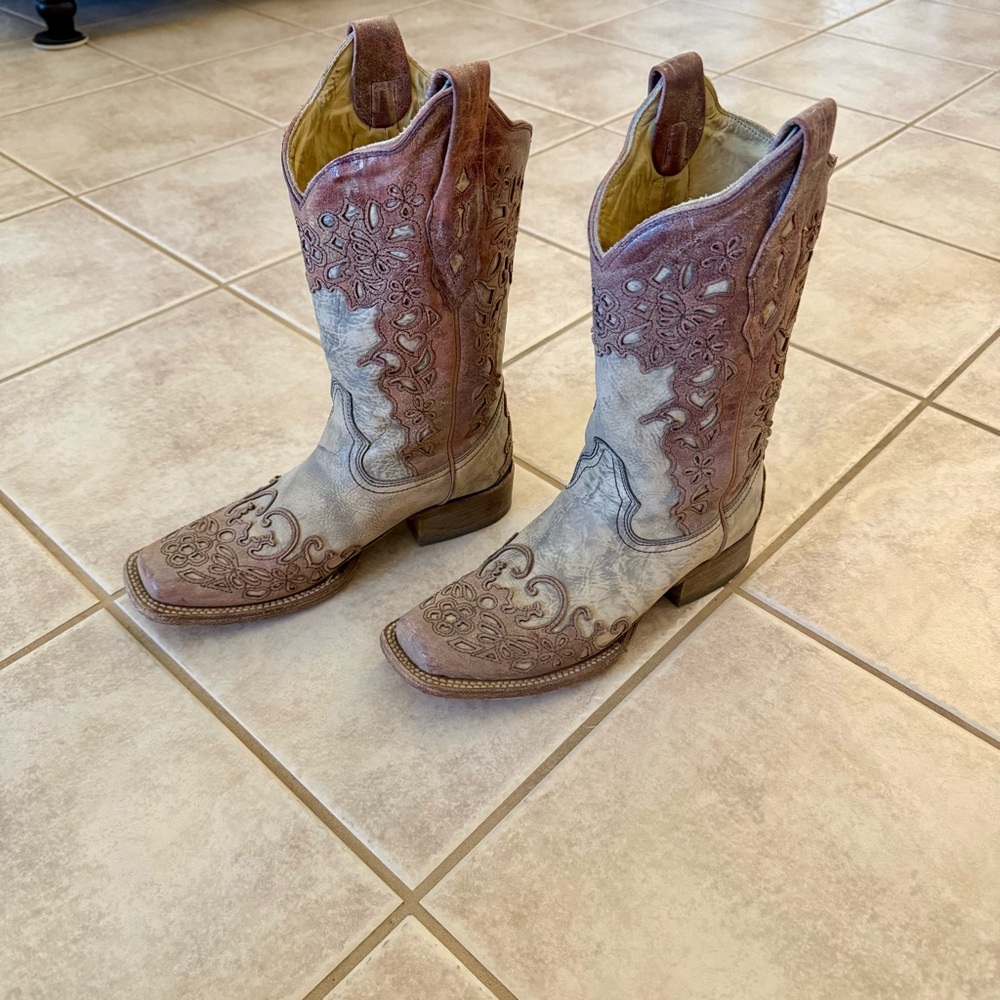 Corral women’s western boot size 8.5